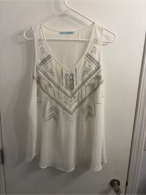 Maurices White Beaded V-Neck Sleeveless Top
